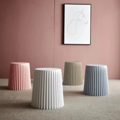 Taburet, světle šedá, plast, AKANIT