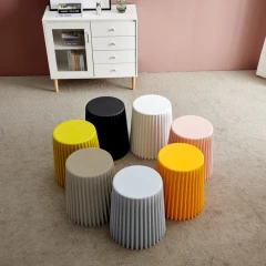 Taburet, světle šedá, plast, AKANIT