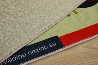 Ayyildiz aladinovo Člověče nezlob se + figurky a kostka, kusový koberec