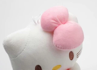 Plyšová hračka Hello Kitty se srdíčkem PHPL2115