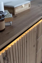 Televizní stolek 4D s LED 167 IPOLIS dub artisan/černá