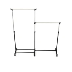 Věšák dvouramenný, černý plast. GD-174 BK