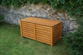 BOX na podsedáky dřevěný