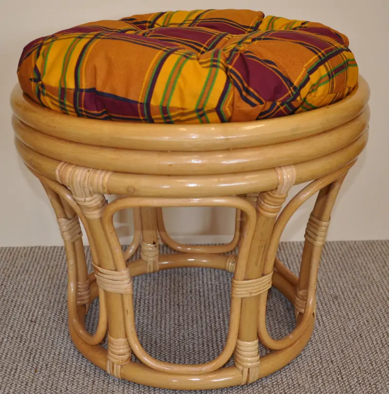 Axin Trading Ratanová taburetka velká medová - polstr okrový