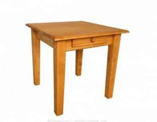 Dřevěný jídelní stůl 00465