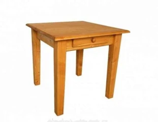 Dřevěný jídelní stůl 00465
