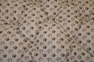 Matrace voděodolná 83x57 - tlapka béžová č.2