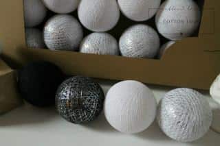 Bavlněné svítící LED kuličky Cotton Balls - stříbrné
