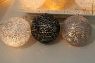 Bavlněné svítící LED kuličky Cotton Balls - stříbrné