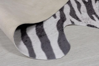 Flair Rugs kusový koberec Faux Animal Zebra Print Black/White